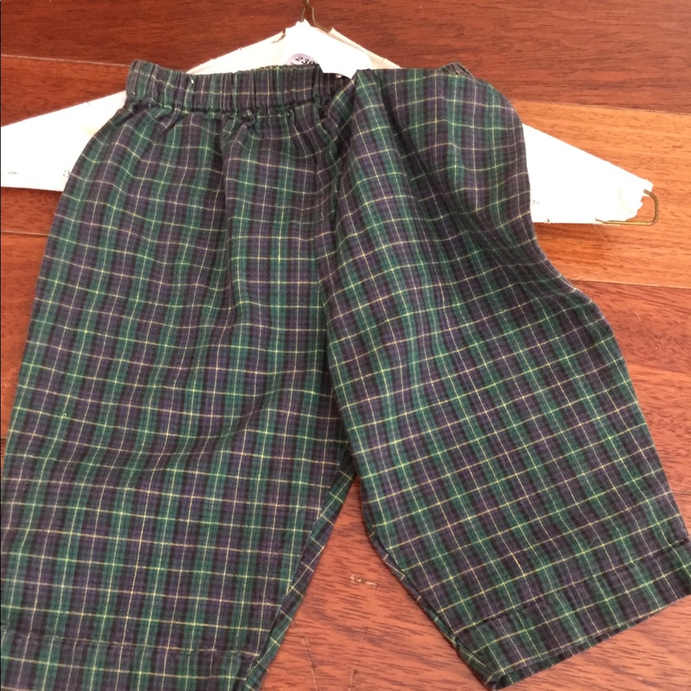 B1G1  Boys size 6-9 month pants